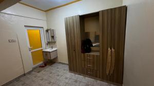 Koupelna v ubytování Al Maaroof Appartment