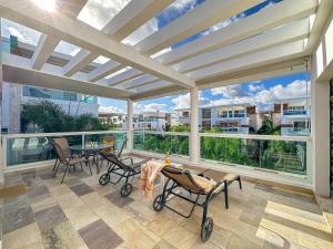 Fotografie z fotogalerie ubytování Gorgeous 1 BR PH apartment w Jacuzzi v destinaci Punta Cana