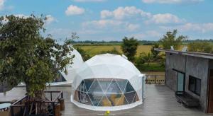 Fotografie z fotogalerie ubytování Serenity and Delight Glamping Dome v destinaci Ban San Yao