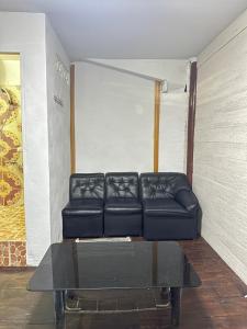 Posezení v ubytování Noahs Ark Suites
