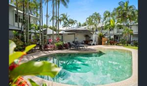 Bazén v ubytování 15 Coco Bay Resort nebo v jeho okolí