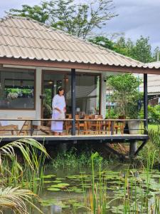 入住The Duck Cafe and Resort的客人