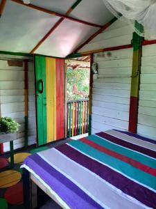Postel nebo postele na pokoji v ubytování Serenity house in Dambulla + 17 fotografií