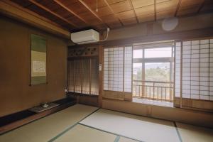 صورة لـ 旅館依山盡イサンジン في Maniwa