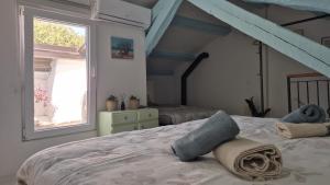 Postel nebo postele na pokoji v ubytování Bonvivan House + 37 fotografií