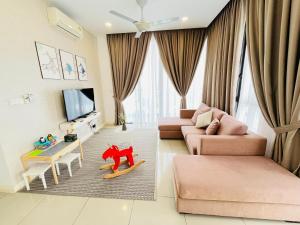 TV a/nebo společenská místnost v ubytování D'Pristine-Legoland Walk5min 3RB FamilyHouse Max12pax