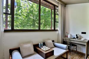 Posezení v ubytování Wuzhen Residence B&B