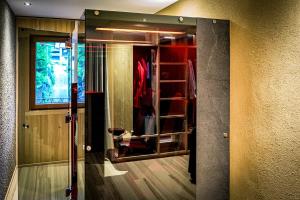 حمام في HAUSEREI Design & Kräuterhotel