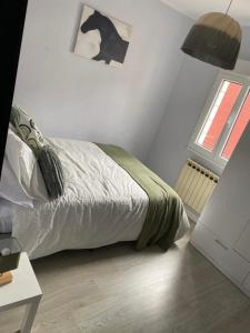 En eller flere senge i et værelse på La Mar del Arbeyal