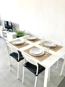 Gallery image of Ground floor apartment with pool, next to the beach in Costa Teguise