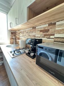 Η κουζίνα ή μικρή κουζίνα στο Alma House +17 φωτογραφίες