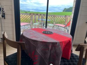 Afbeelding uit fotogalerij van Chalets CASABELLA in Casteljaloux