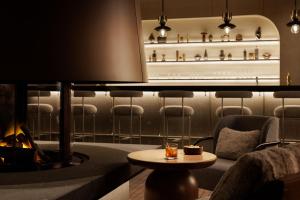 Posezení v ubytování Courtyard by Marriott Sapporo