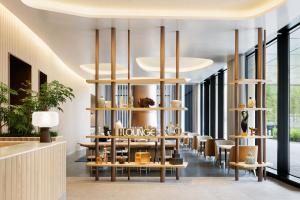 Posezení v ubytování Courtyard by Marriott Sapporo