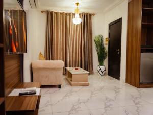 Istumisnurk majutusasutuses 247 Luxury Hotel