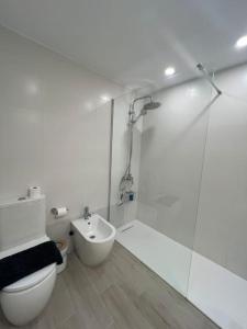 Koupelna v ubytování Elegante y luminoso apartamento de playa