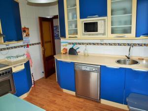 Η κουζίνα ή μικρή κουζίνα στο Casa con vistas en Borines