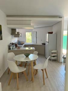 Η κουζίνα ή μικρή κουζίνα στο Casa das Mélias