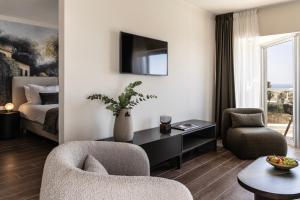 Posezení v ubytování Cali Resort & Spa Designed For Adults by Louis Hotels