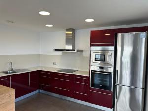 A kitchen or kitchenette at Agi Joan Margarit