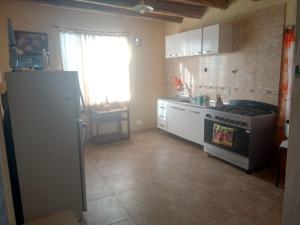 Casa Caminos del vinoにあるキッチンまたは簡易キッチン