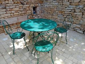 Φωτογραφία από το άλμπουμ του Le Gîte du Lapin Bleu σε Baigneux-les-Juifs