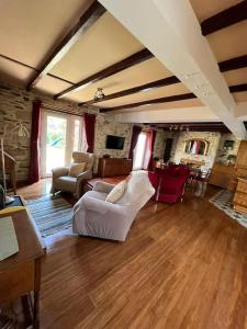 Et opholdsområde på Open Plan 3 Bedrooms Cornish stone house cottage