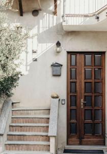 The facade or entrance of Sky & Vineyards - Melograno -