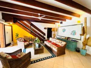 Χώρος καθιστικού στο Pousada Canto dos Golfinhos