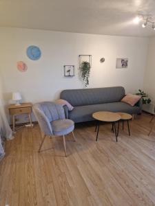 Studio apartment with great view in Höfn的休息区