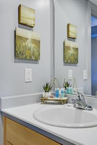 Fotografie z fotogalerie ubytování The Lofts of Downtown (540 N 2nd St, #304) v destinaci Clarksville + 57 fotografií