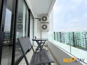 Μπαλκόνι ή βεράντα στο Ipoh City Centre Manhattan Condo Pool View NEW Unit