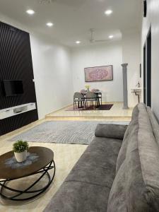 Χώρος καθιστικού στο Tok Ayoh Homestay