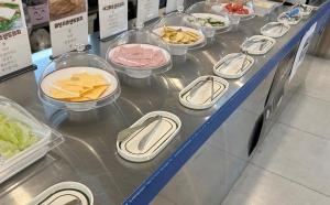 Φαγητό σε αυτό το ξενοδοχείο ή κάπου εκεί κοντά