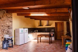 Una cocina o zona de cocina en Agroturisme Sant Dionis