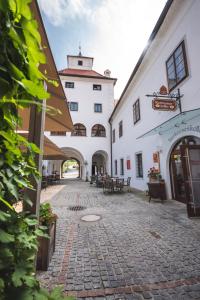 Budova, v ktorej sa hotel nachádza