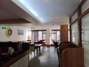 Posezení v ubytování Şirin Hotel