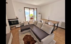 Χώρος καθιστικού στο Katty House - Dizzasco Lake Como +7 φωτογραφίες