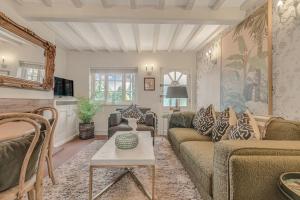 Et opholdsområde på Matchstick Cottage