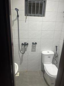 Bilik mandi di La vue suites
