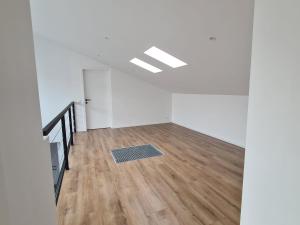 Fotografie z fotogalerie ubytování Loft atypique ! v destinaci Fontaine-lʼÉvêque