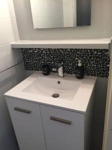 Billede fra billedgalleriet på Appartement avec Piscine i Marseillan