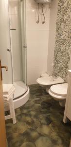 Kúpeľňa v ubytovaní Apartment in Mali Losinj with terrace, air conditioning, WiFi, washing machine 4913-1