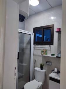 Koupelna v ubytování Kerstin Home + 37 fotografií