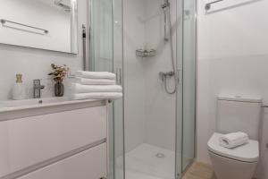 Et badeværelse på Estudio con terraza Lorena