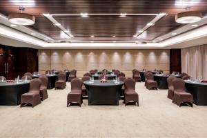 אזור העסקים ו/או חדר הישיבות ב-Hyatt Regency Oryx Doha