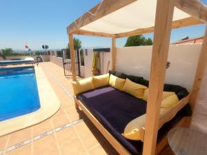 Basen w obiekcie Cortijo naturista con vistas-clothing optional lub w pobliżu