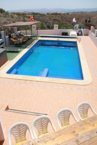 Basen w obiekcie Cortijo naturista con vistas-clothing optional lub w pobliżu