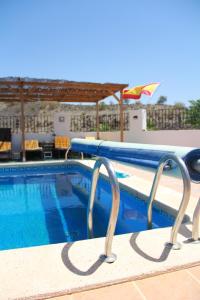 Basen w obiekcie Cortijo naturista con vistas-clothing optional lub w pobliżu