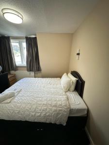 バンチョリーにあるBurnett Arms Hotelのギャラリーの写真